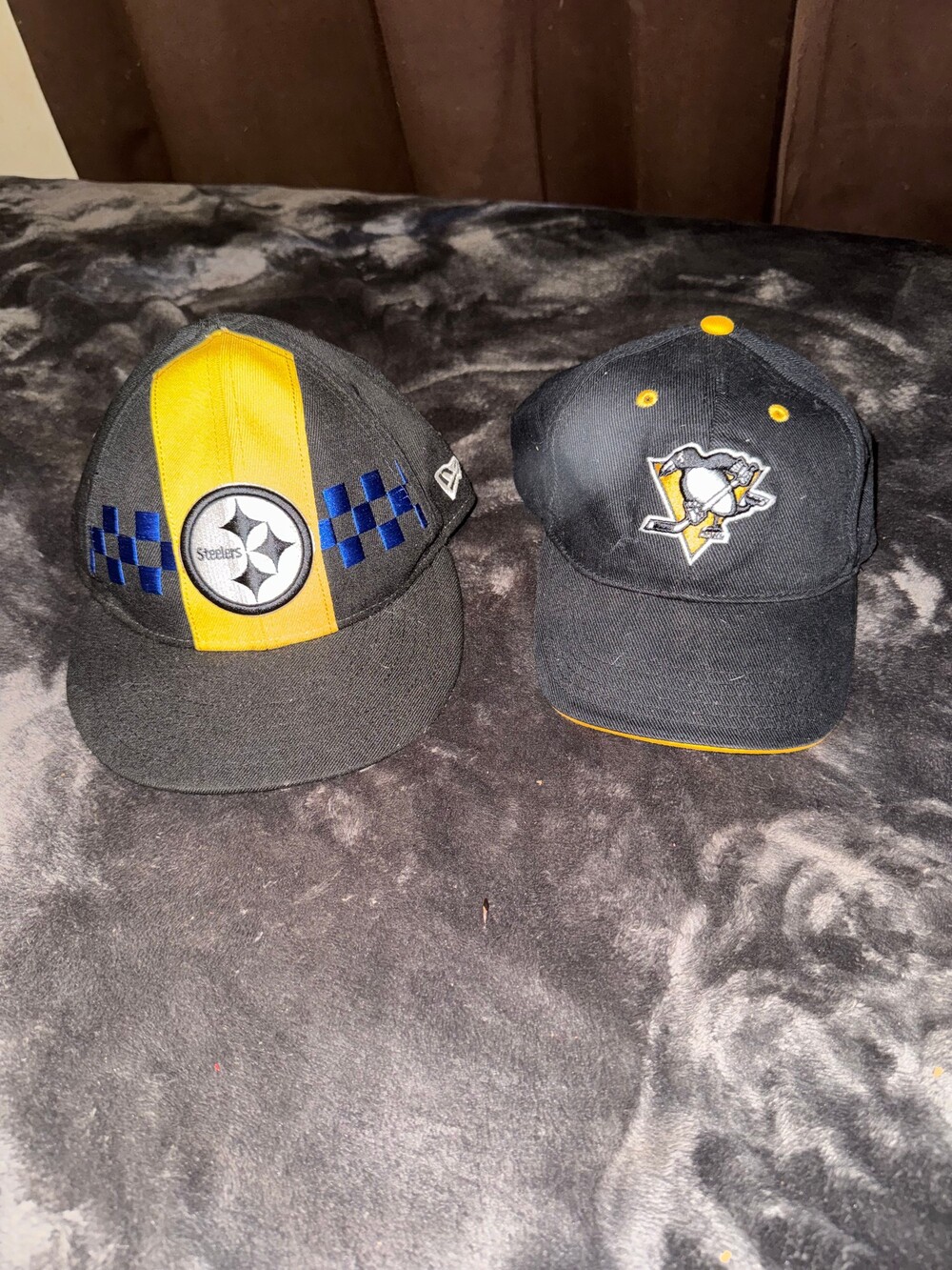 New Era 59FIFTY Pittsburgh Steelers & Penguins Caps 7 3/8 Black